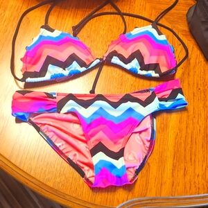 Victoria's Secret chevron print bikini set